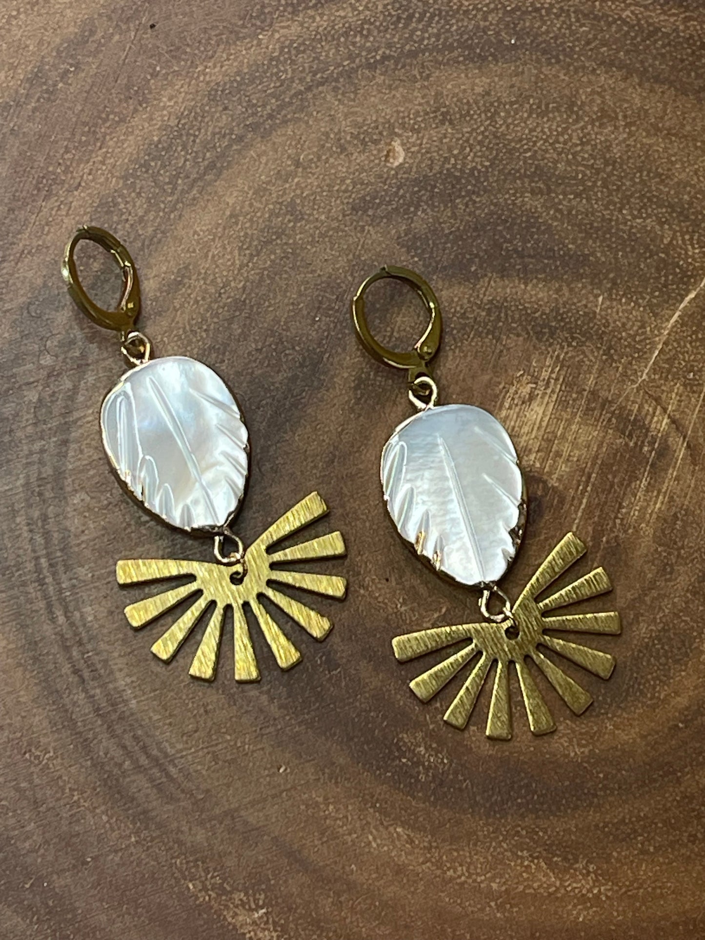 Shell Earrings - Brass Earrings - Pearl Earrings