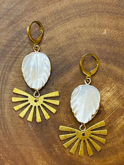 Shell Earrings - Brass Earrings - Pearl Earrings