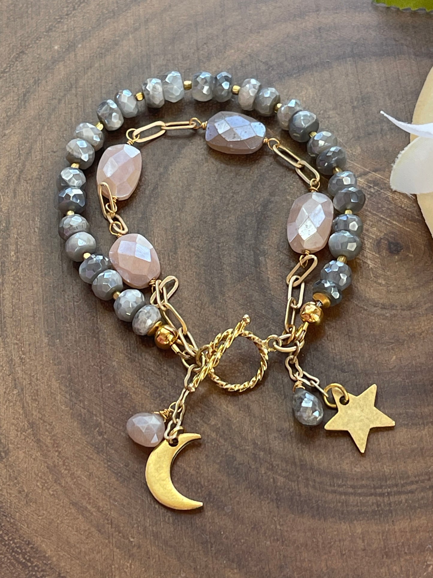 Labradorite / Peach Moonstone Bracelet