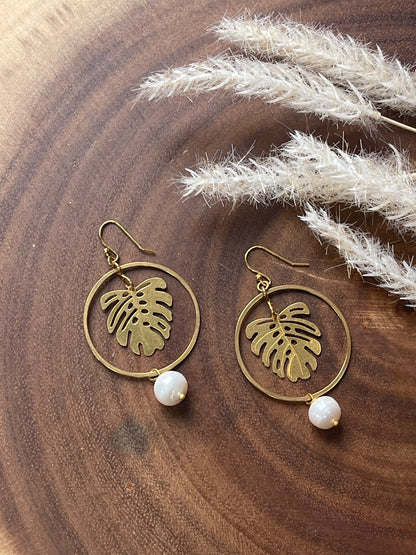 Monstera Pearl Hoop Earrings