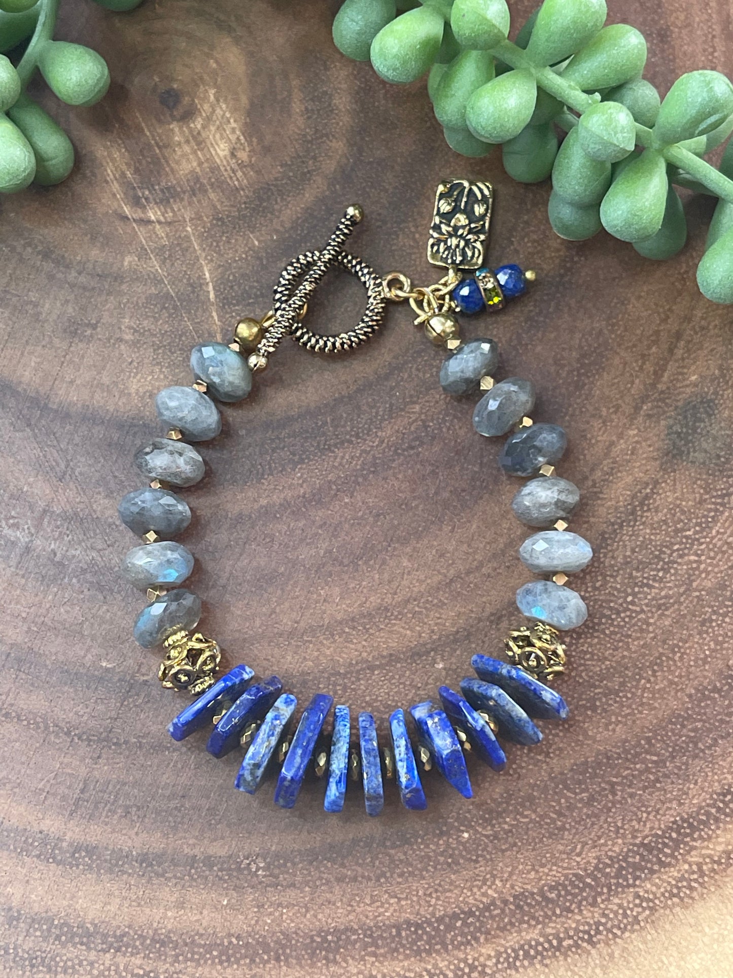 Lapis Lazuli / Labradorite Beaded Bracelet